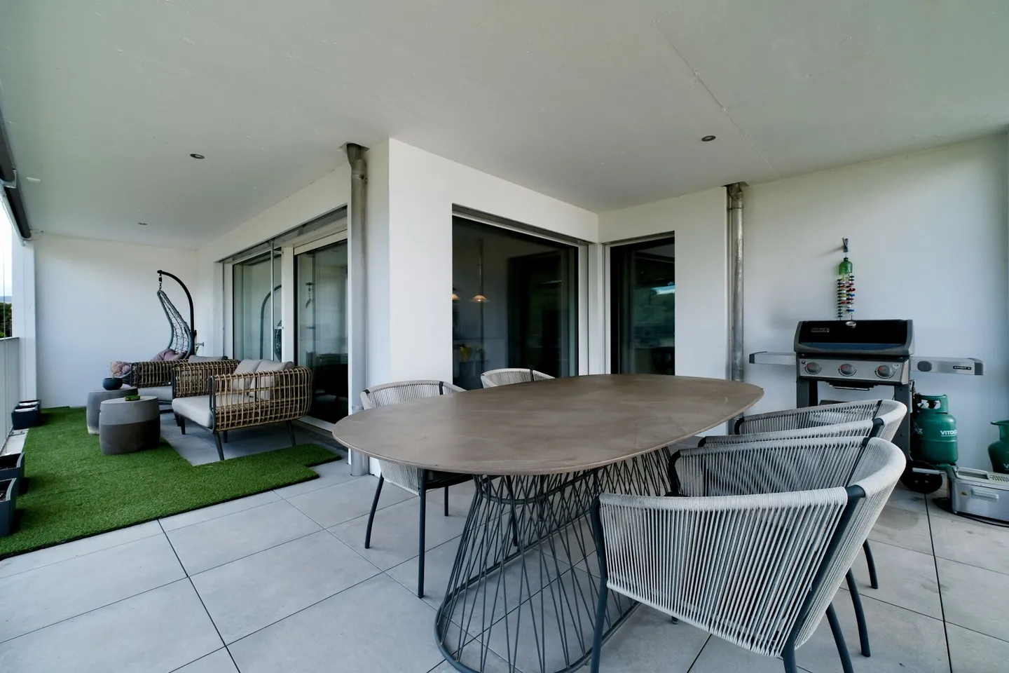 Your Home in the Green - modern, bright and with a beautiful view - Photo 8 of 15