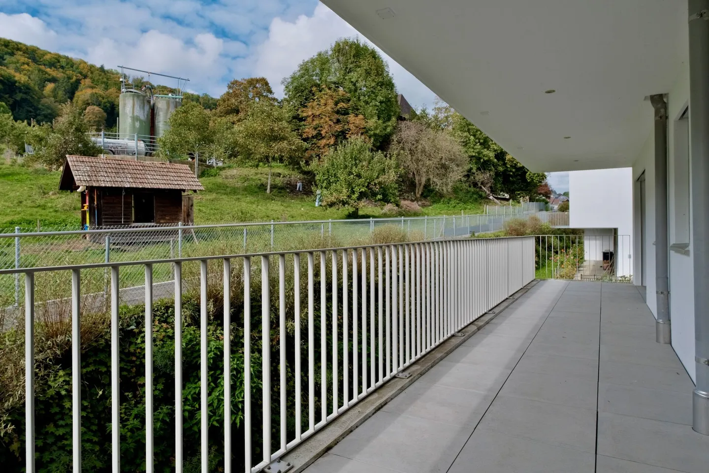 Your Home in the Green - modern, bright and with a beautiful view - Photo 12 of 15