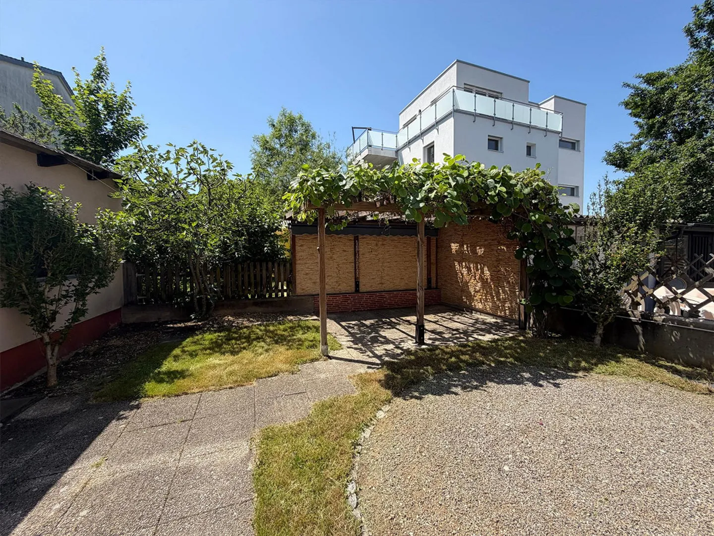 Maison de ville de 5 chambres avec jardin d'hiver à Birsfelden à vendre - Photo 3 sur 12