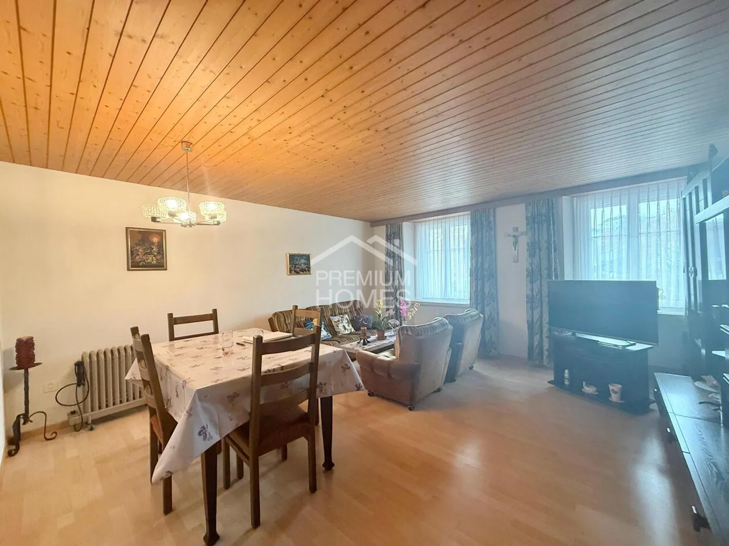 Mehrfamilienhaus kaufen - Foto 2 von 12