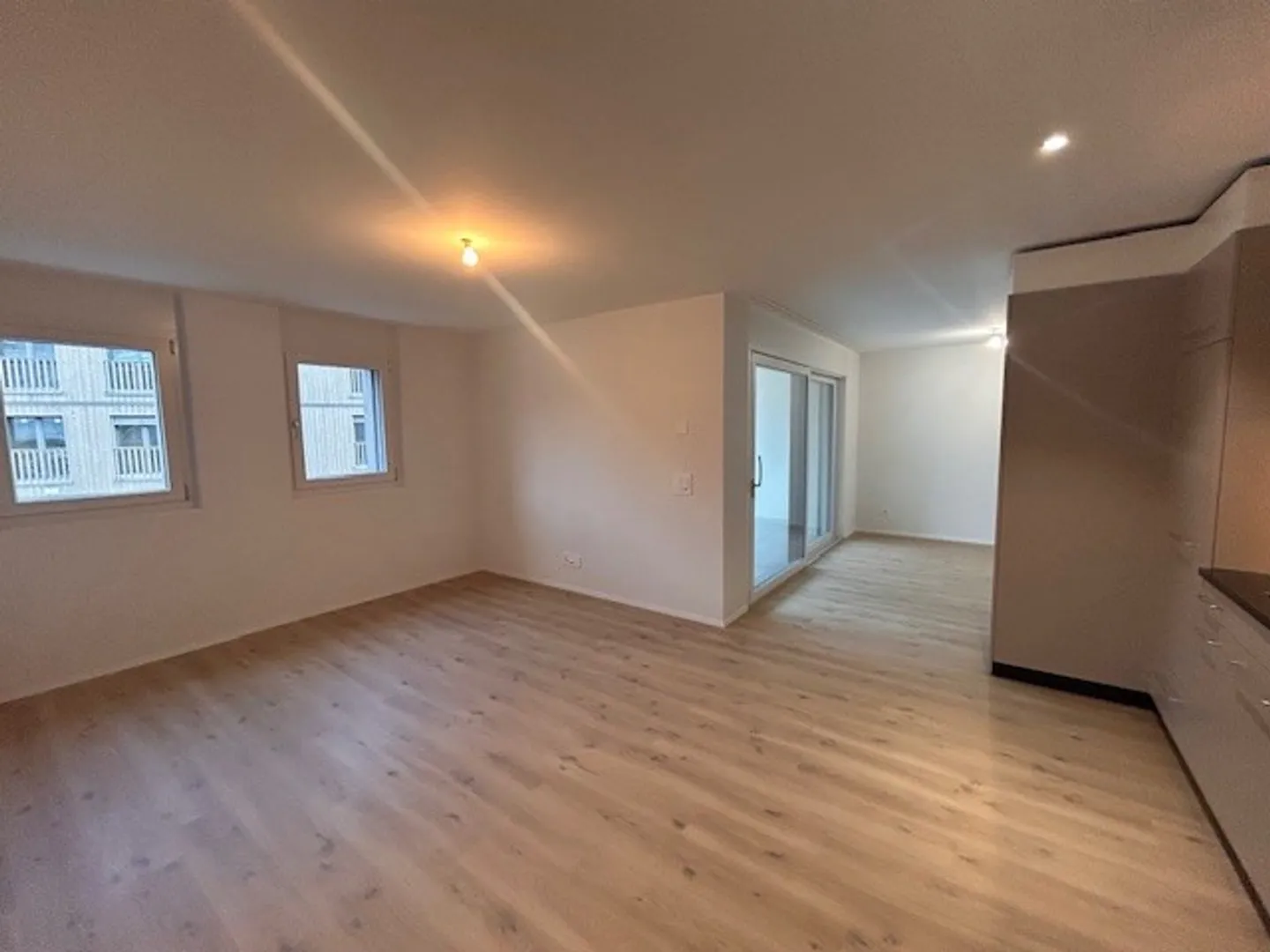 2.5 Room Apartment - Photo 4 of 8