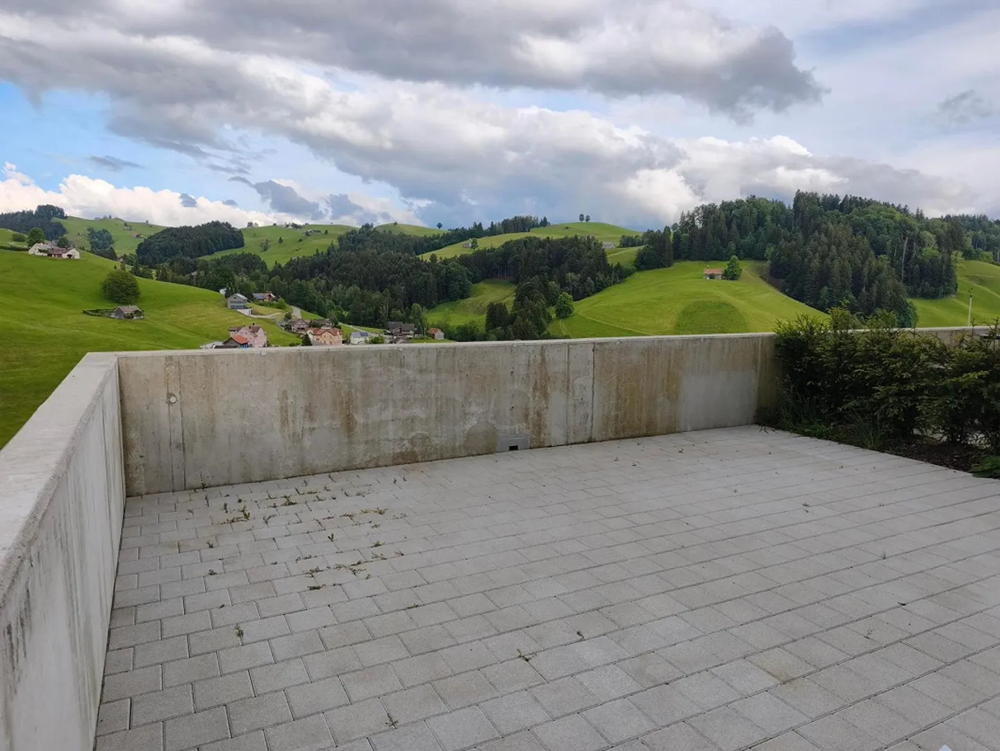 6.5-Room End Terrace House with Säntis View in Dicken - Photo 4 of 13