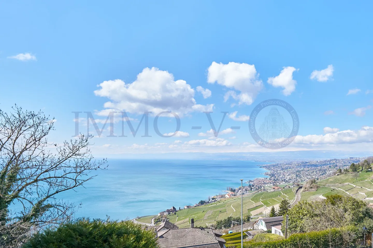 NEUF DE HAUT STANDING AVEC BALCON-TERRASSE ET VUE PANORAMIQUE - LOT 4 - Foto 3 von 13