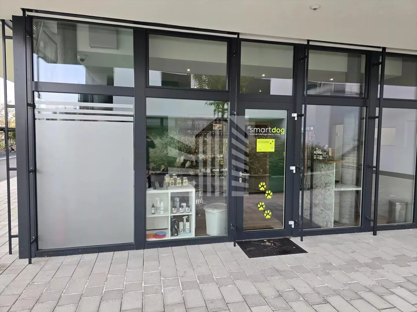 Gewerbearkade von 35 m² mit erheblicher Sichtbarkeit - Foto 2 von 6