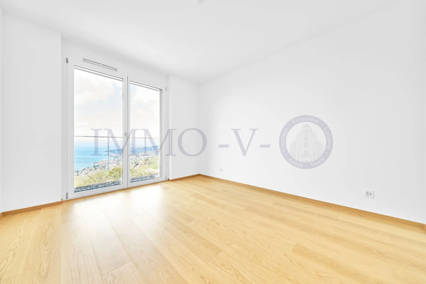 NEUF DE HAUT STANDING AVEC BALCON-TERRASSE ET VUE PANORAMIQUE - LOT 4 - Foto 8 von 13