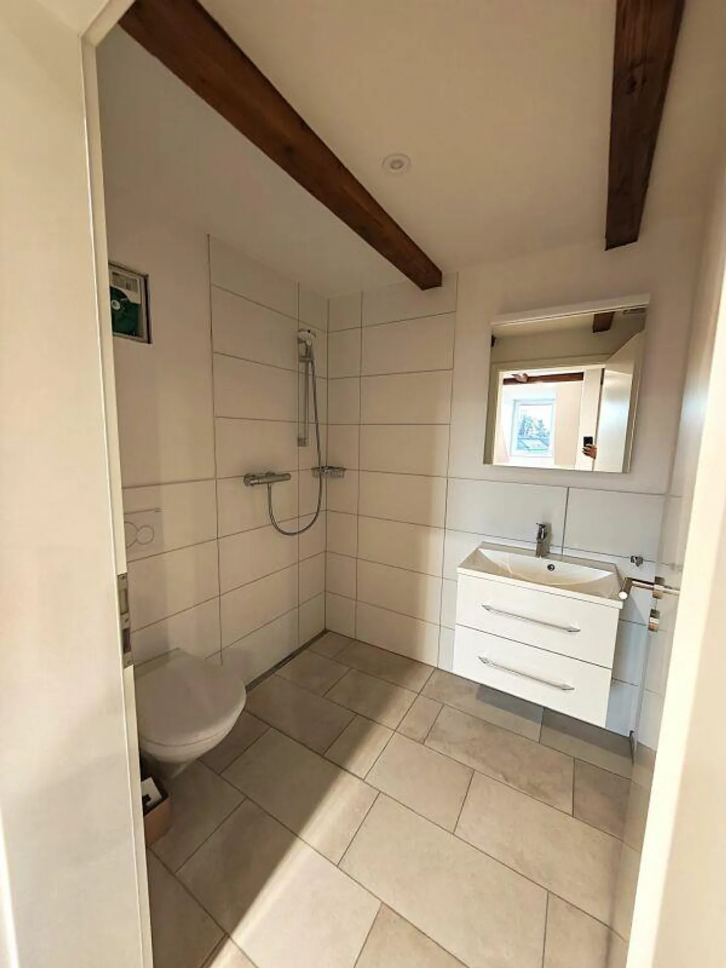 Appartamento 3.5 stanze appena ristrutturato - Foto 3 di 5