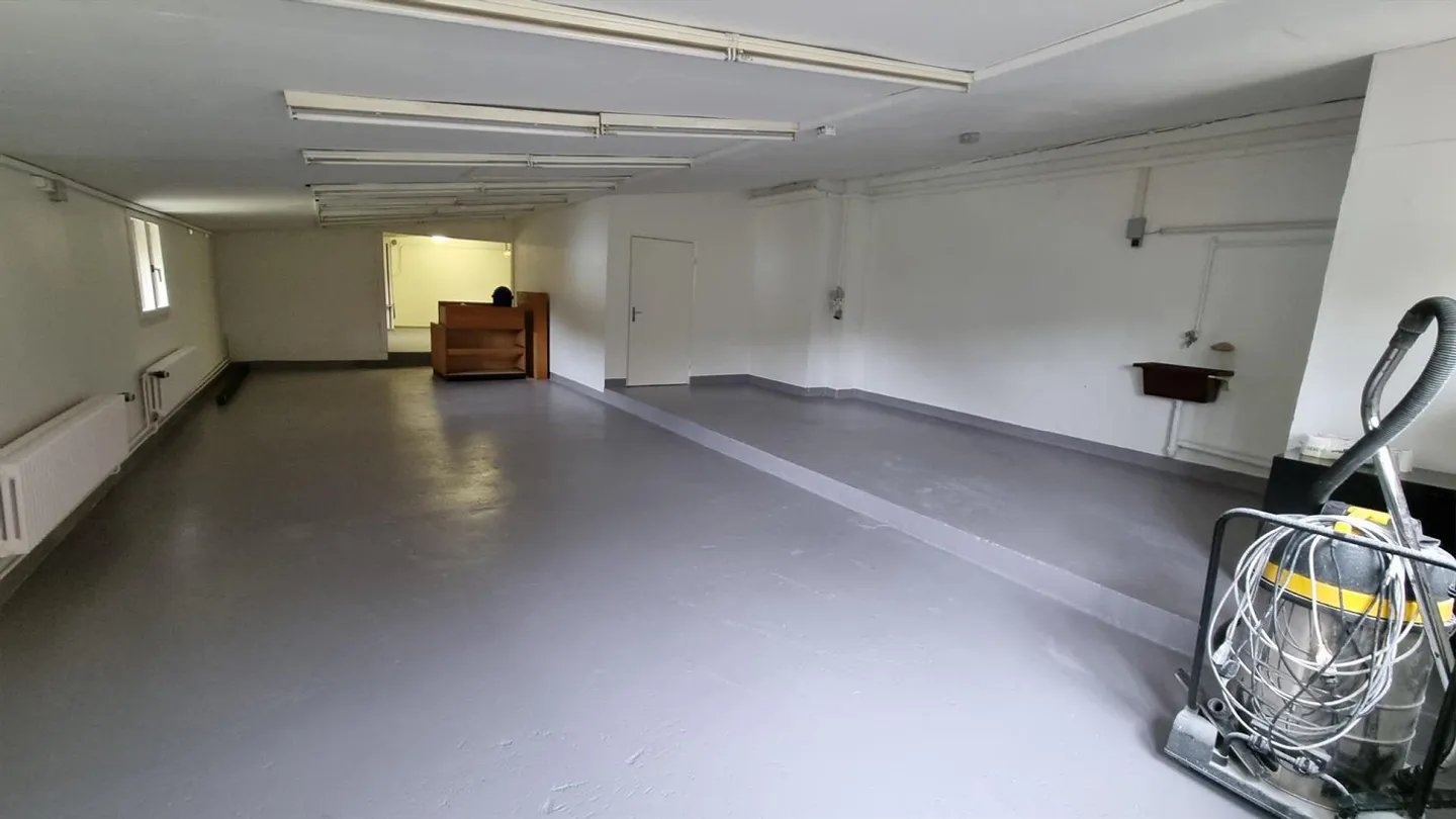 Storage Room / Workshop - Photo 2 of 13