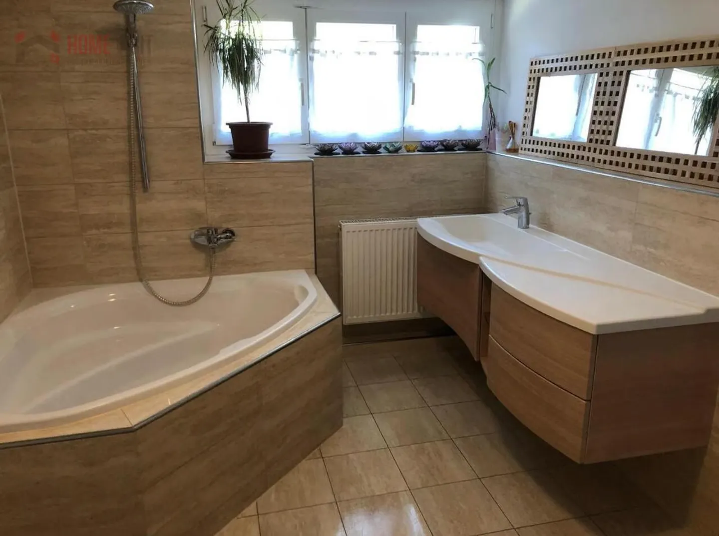 Grosszügiges Einfamilienhaus mit Garten - Foto 4 von 7