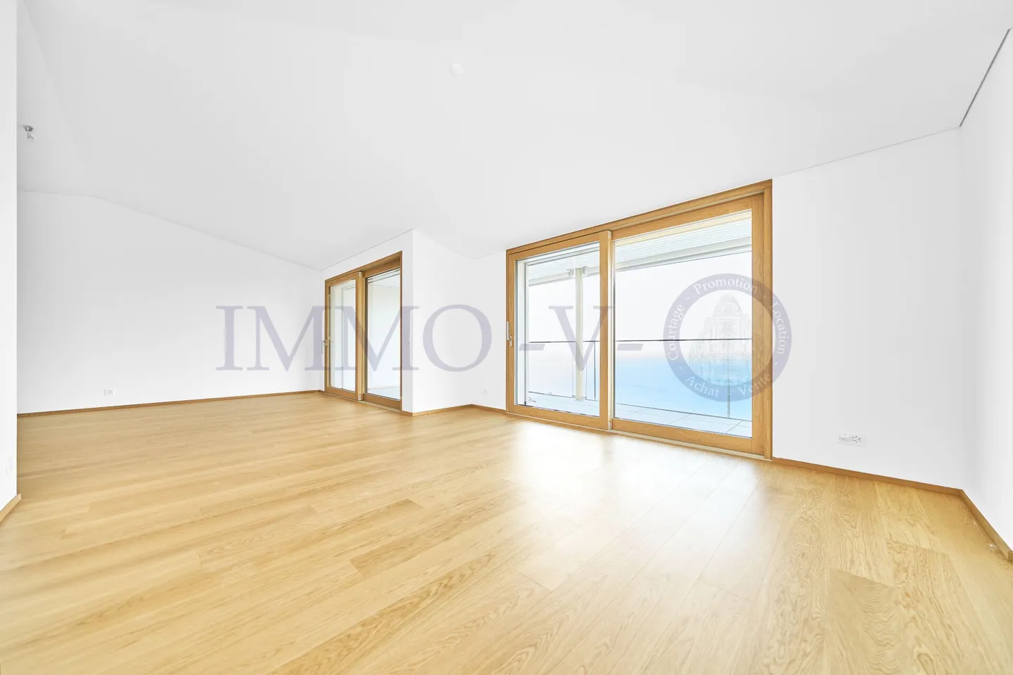 NEUF DE HAUT STANDING AVEC BALCON-TERRASSE ET VUE PANORAMIQUE - LOT 1 - Foto 5 von 13