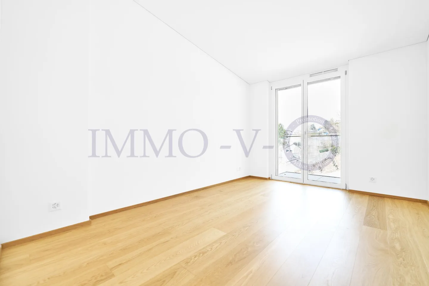 NEUF DE HAUT STANDING AVEC BALCON-TERRASSE ET VUE PANORAMIQUE - LOT 1 - Foto 10 von 13