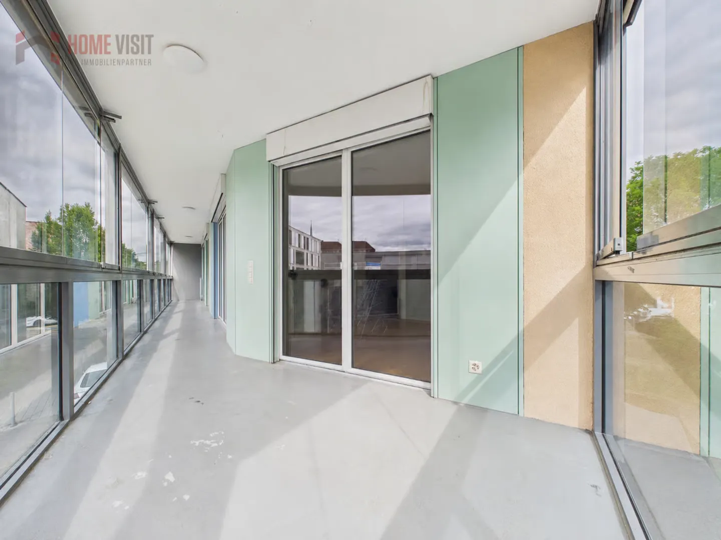 Light, Space & Quality of Life - Stylish 4½-Room Apartment in Dornach - Photo 4 of 12