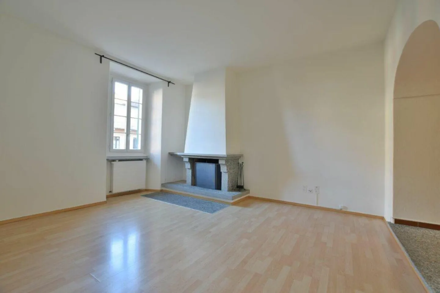 Bright 3.5 rooms in the Old Town - Photo 2 of 7