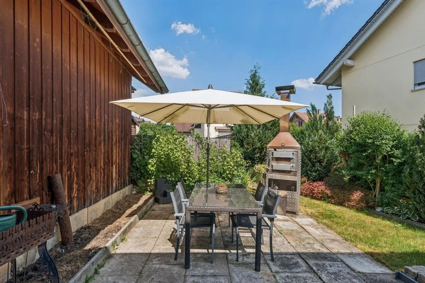 Casa affascinante con potenziale di espansione approvato - Foto 5 di 6