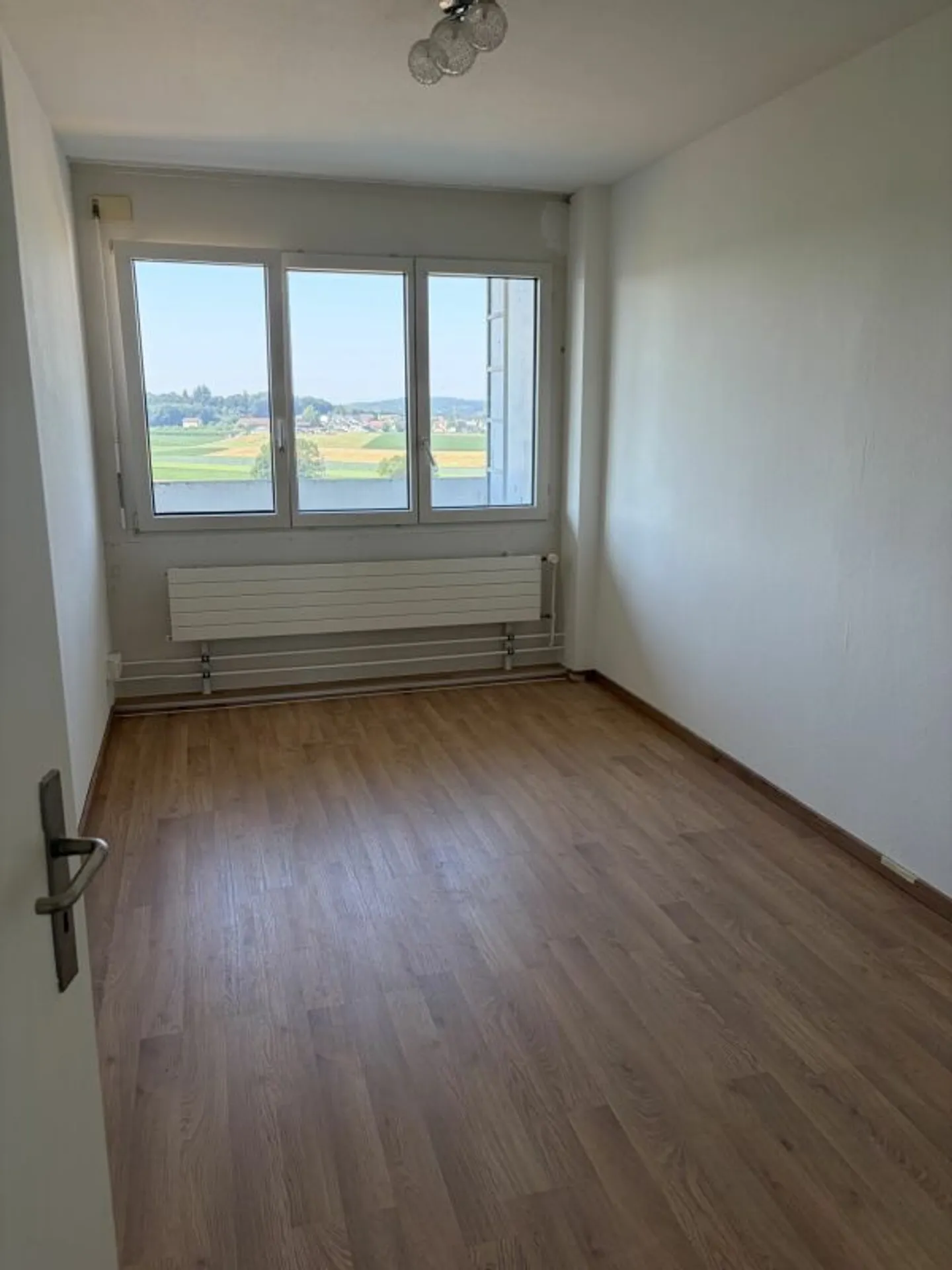 Gemütliche Wohnung mit Aussicht - Foto 2 von 6