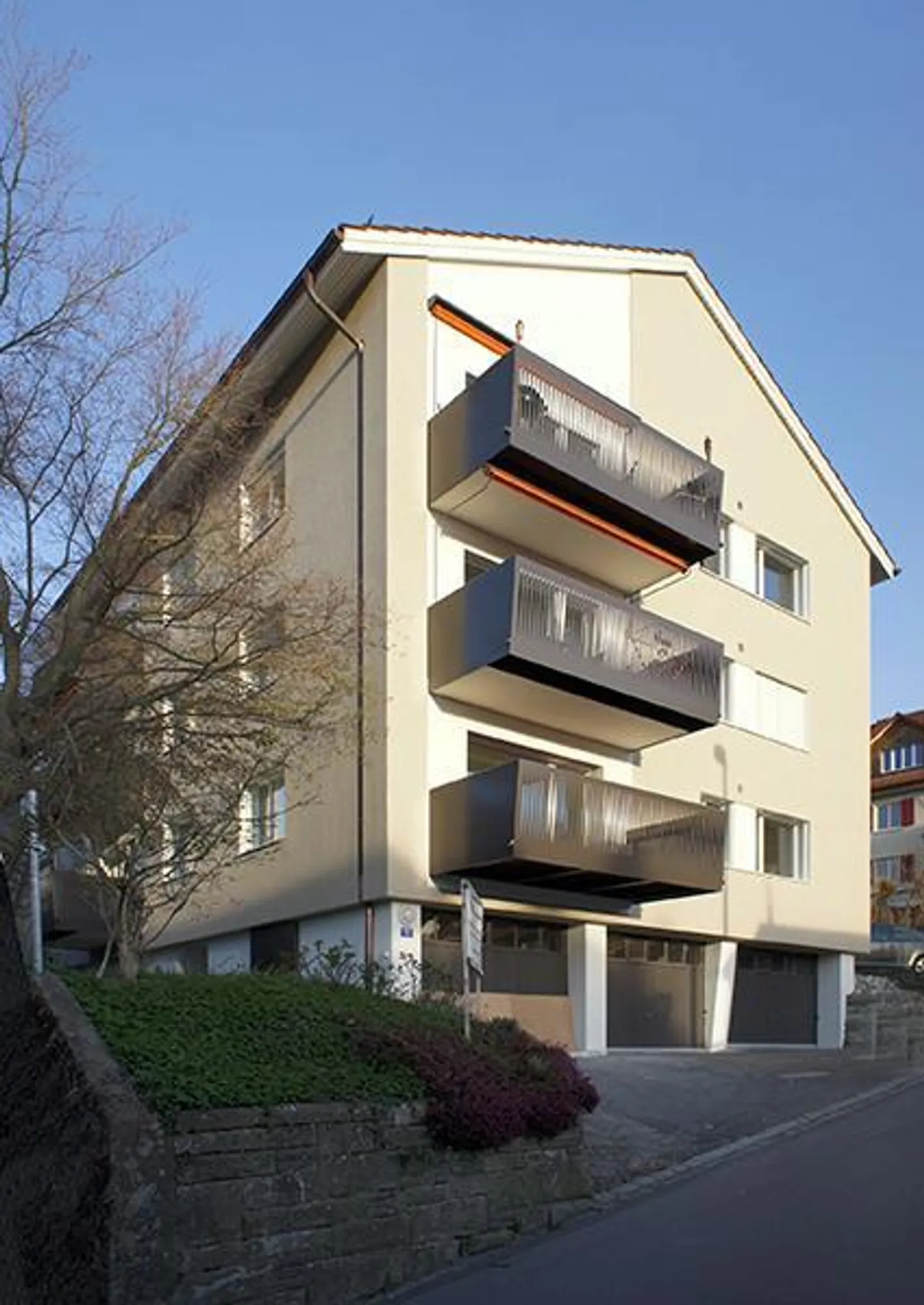Appartement unique de 2,5 pièces près de la ville - Photo 1 sur 11