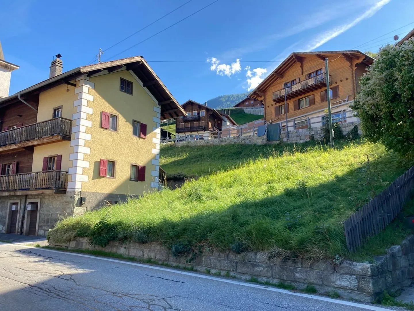 Terrain à bâtir au village d'Euseigne - Photo 1 sur 4