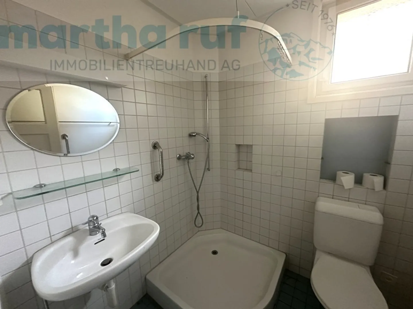 Zentral und sonnig gelegenes 3-Familienhaus mit viel Potenzial - Foto 7 von 23