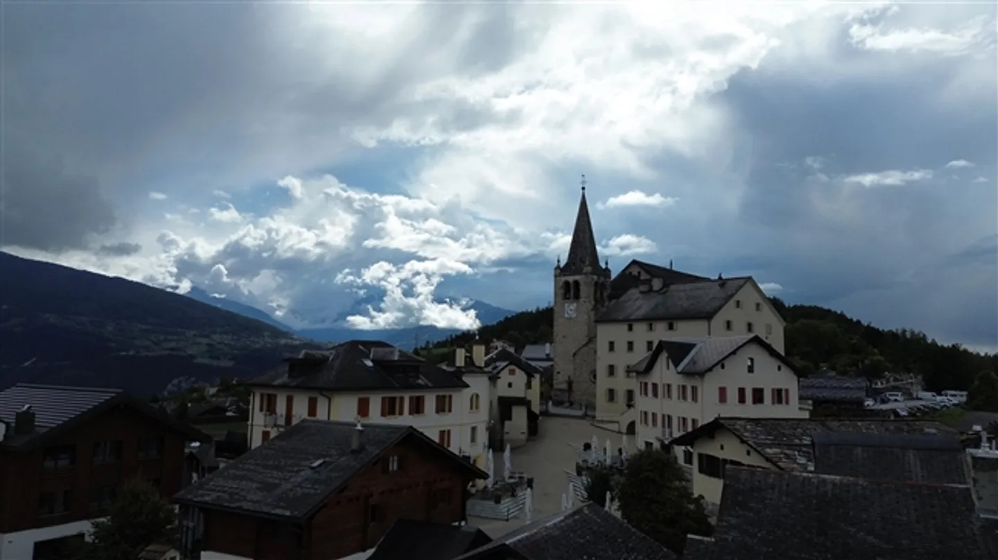 Rare opportunité au cœur du vieux village de Lens ! - Photo 14 sur 14