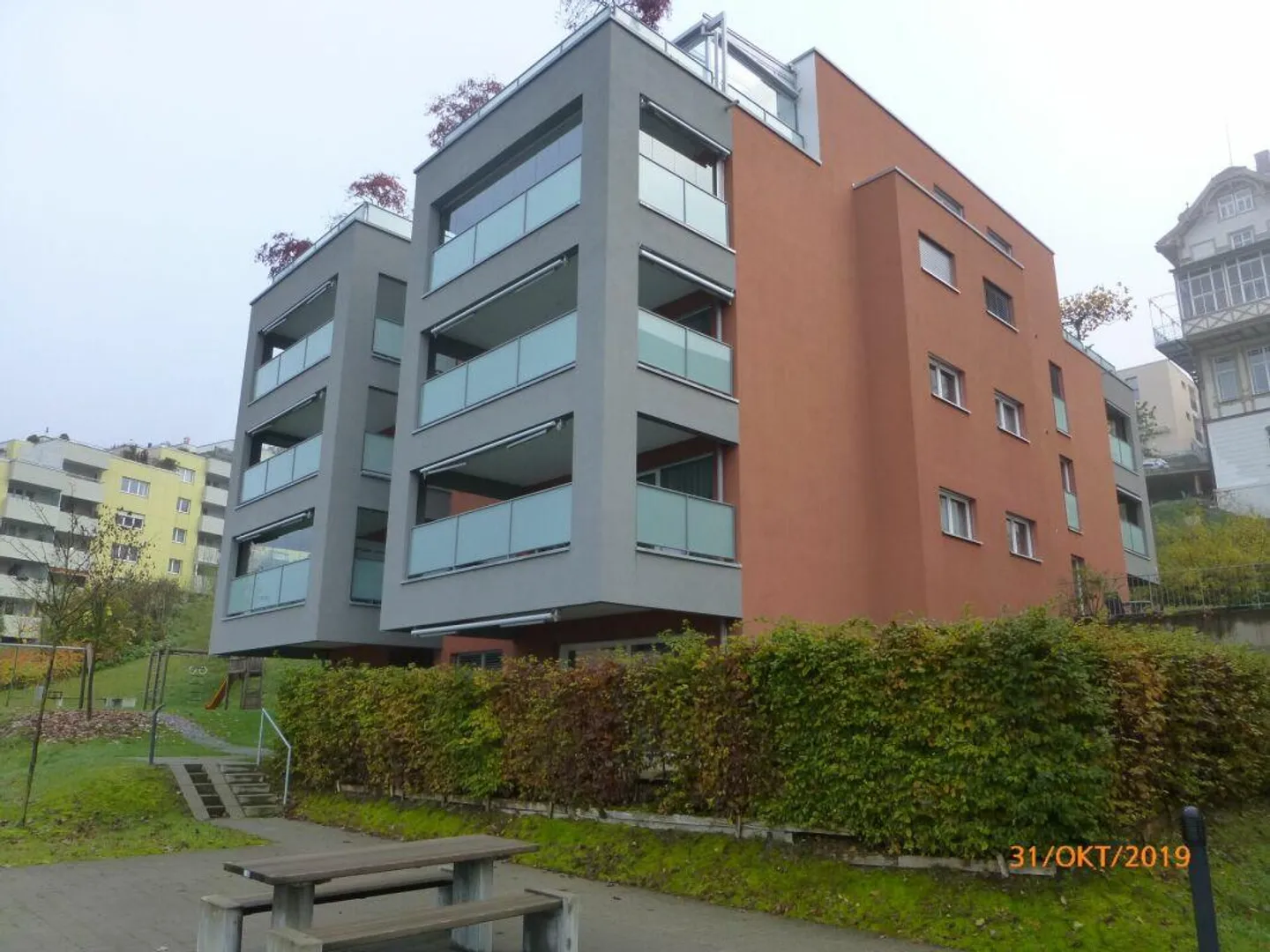 2.5 room apartment with patio - Photo 1 of 8