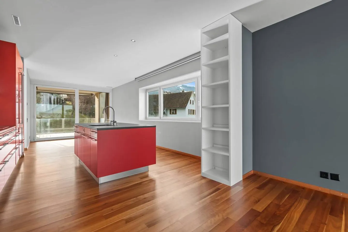 The Great Elegance - with Lake View! - Photo 7 of 27