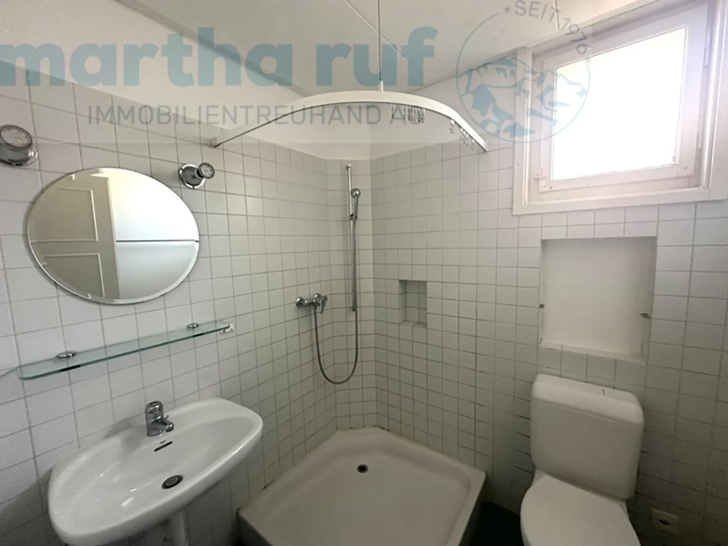 Zentral und sonnig gelegenes 3-Familienhaus mit viel Potenzial - Foto 12 von 23