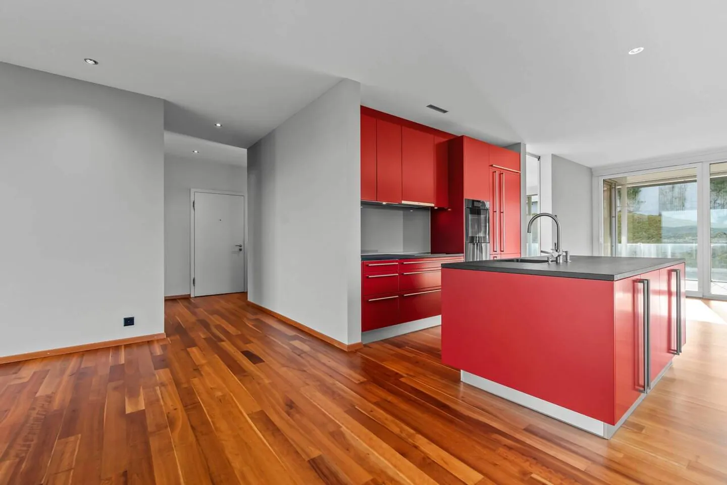 The Great Elegance - with Lake View! - Photo 8 of 27