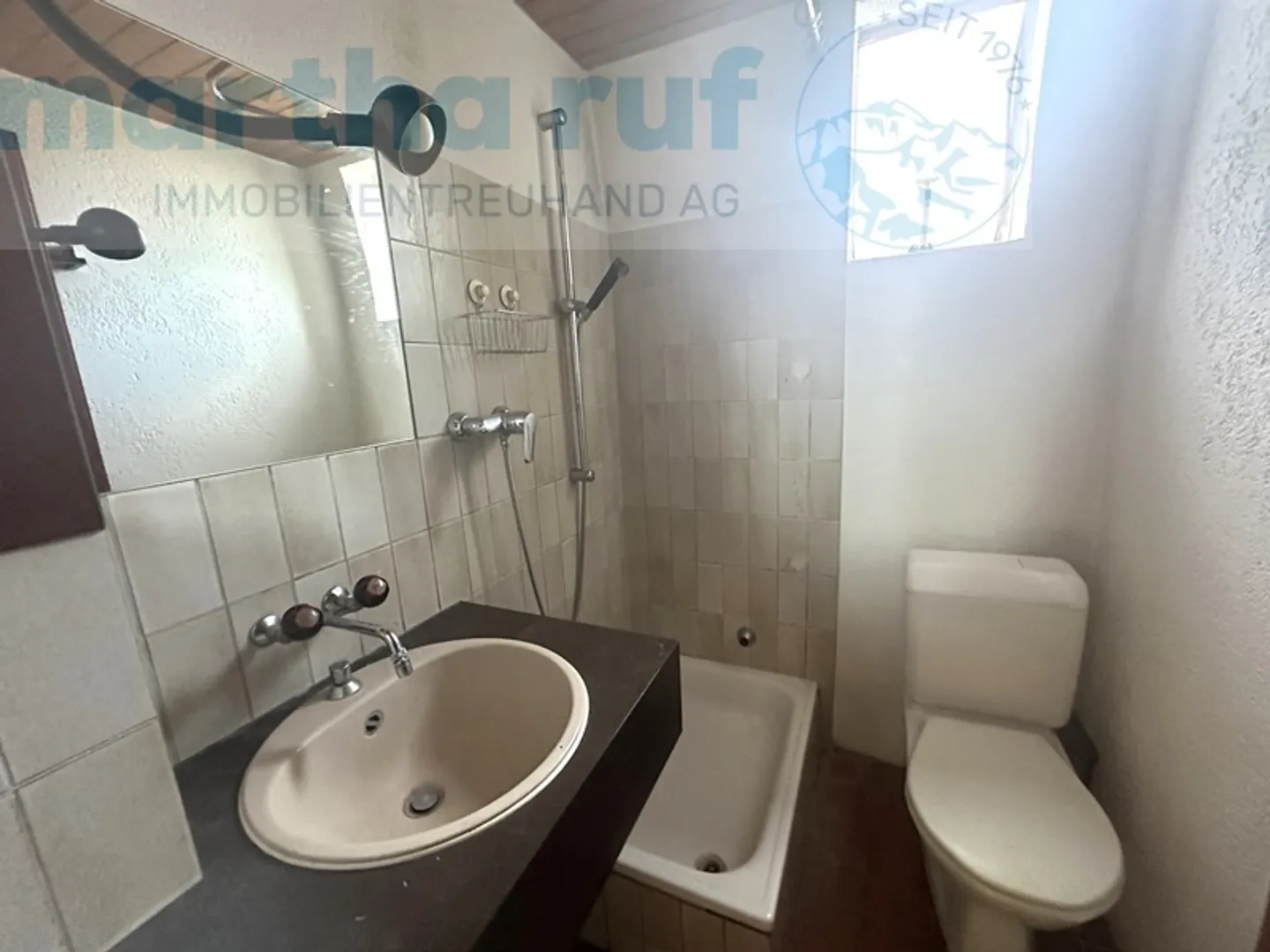 Zentral und sonnig gelegenes 3-Familienhaus mit viel Potenzial - Foto 18 von 23