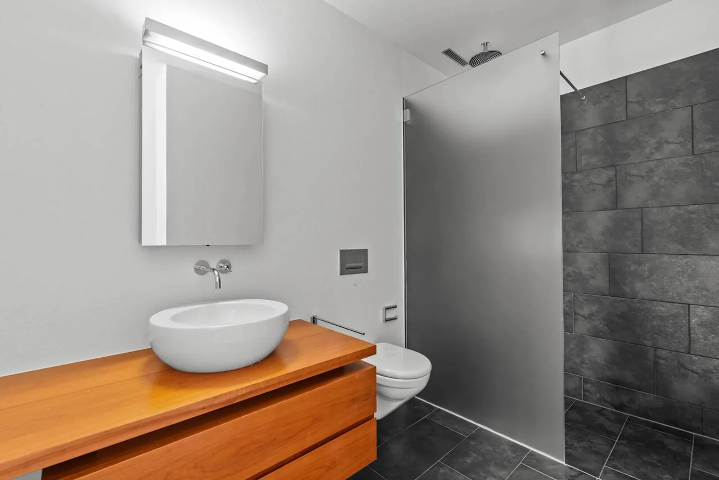 The Great Elegance - with Lake View! - Photo 16 of 27