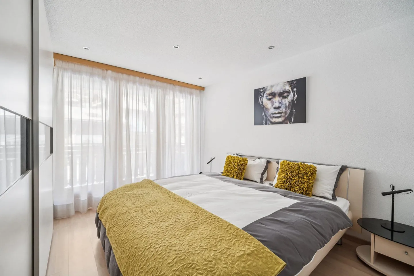 Appartement secondaire de 4,5 pièces situé au centre avec vue sur le Cervin - Photo 6 sur 11