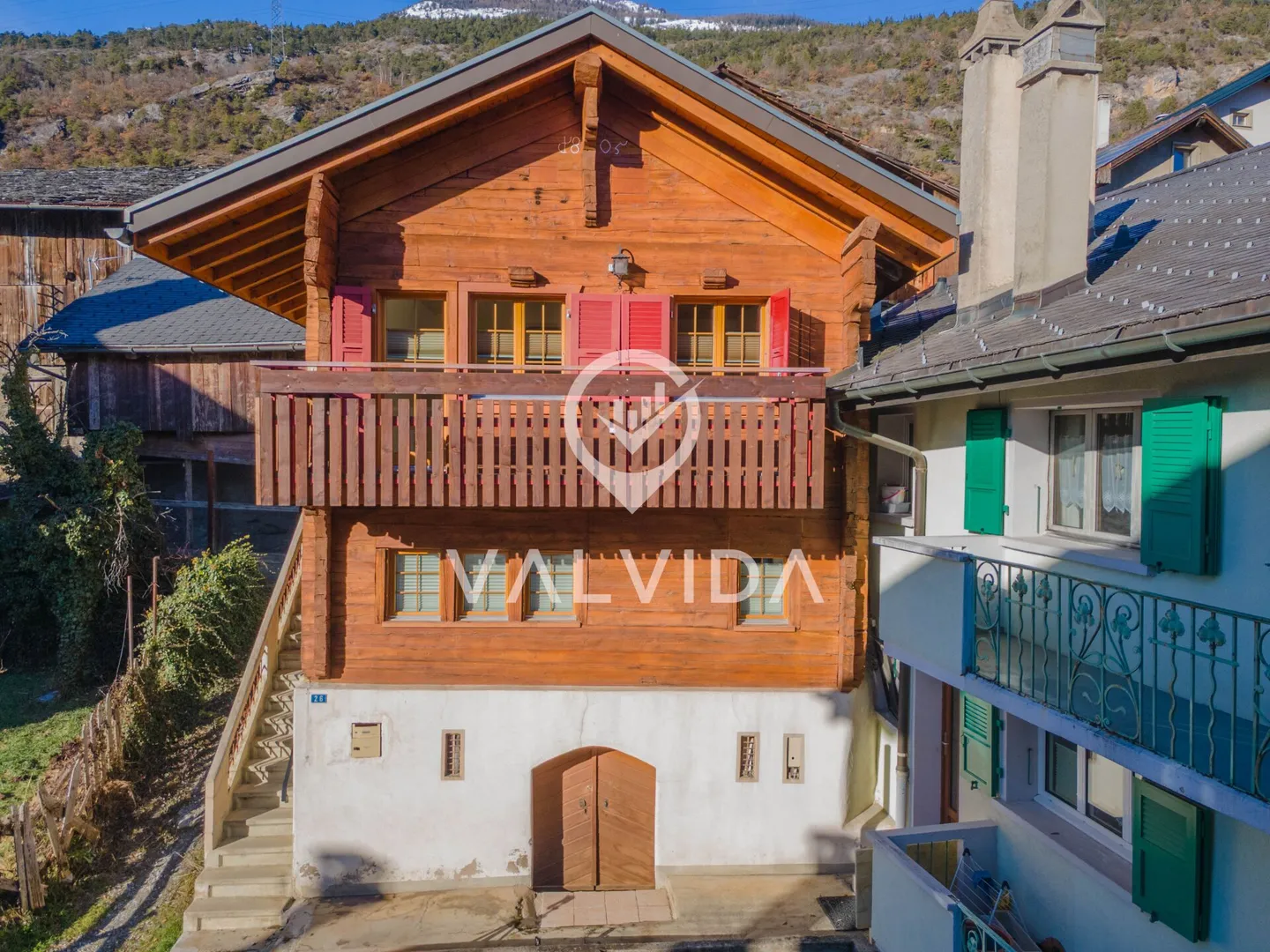 Exclusive: Completely renovated house with two apartments in the municipality of Varen - Photo 14 of 14