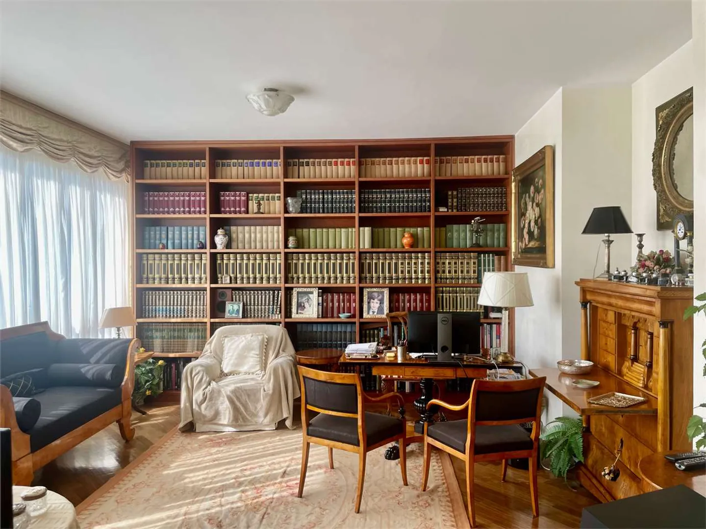 Prestigious penthouse apartment with terrace and breathtaking lake view - Photo 7 of 13
