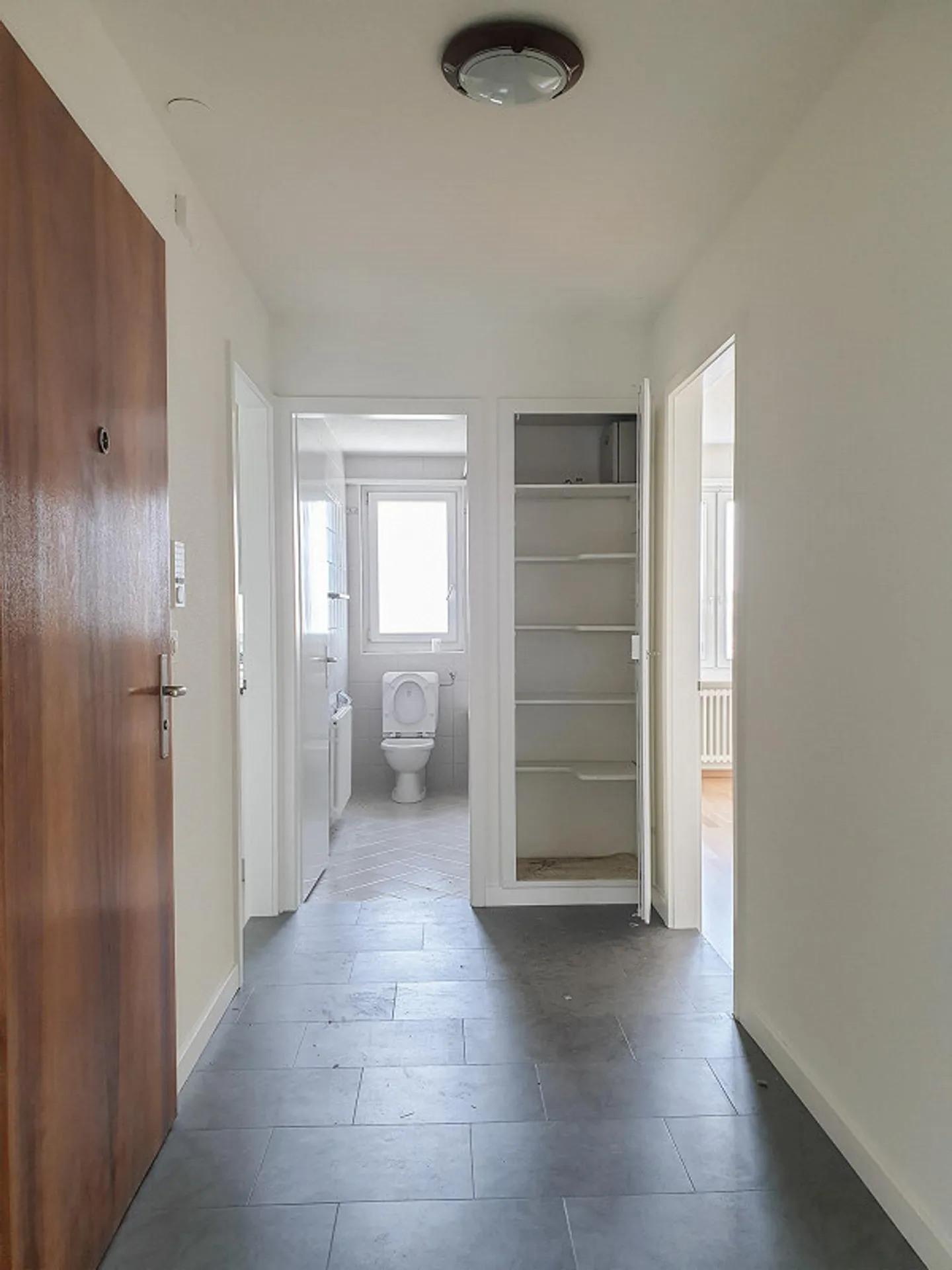 Appartamento di 4 stanze, piano rialzato - Foto 5 di 10