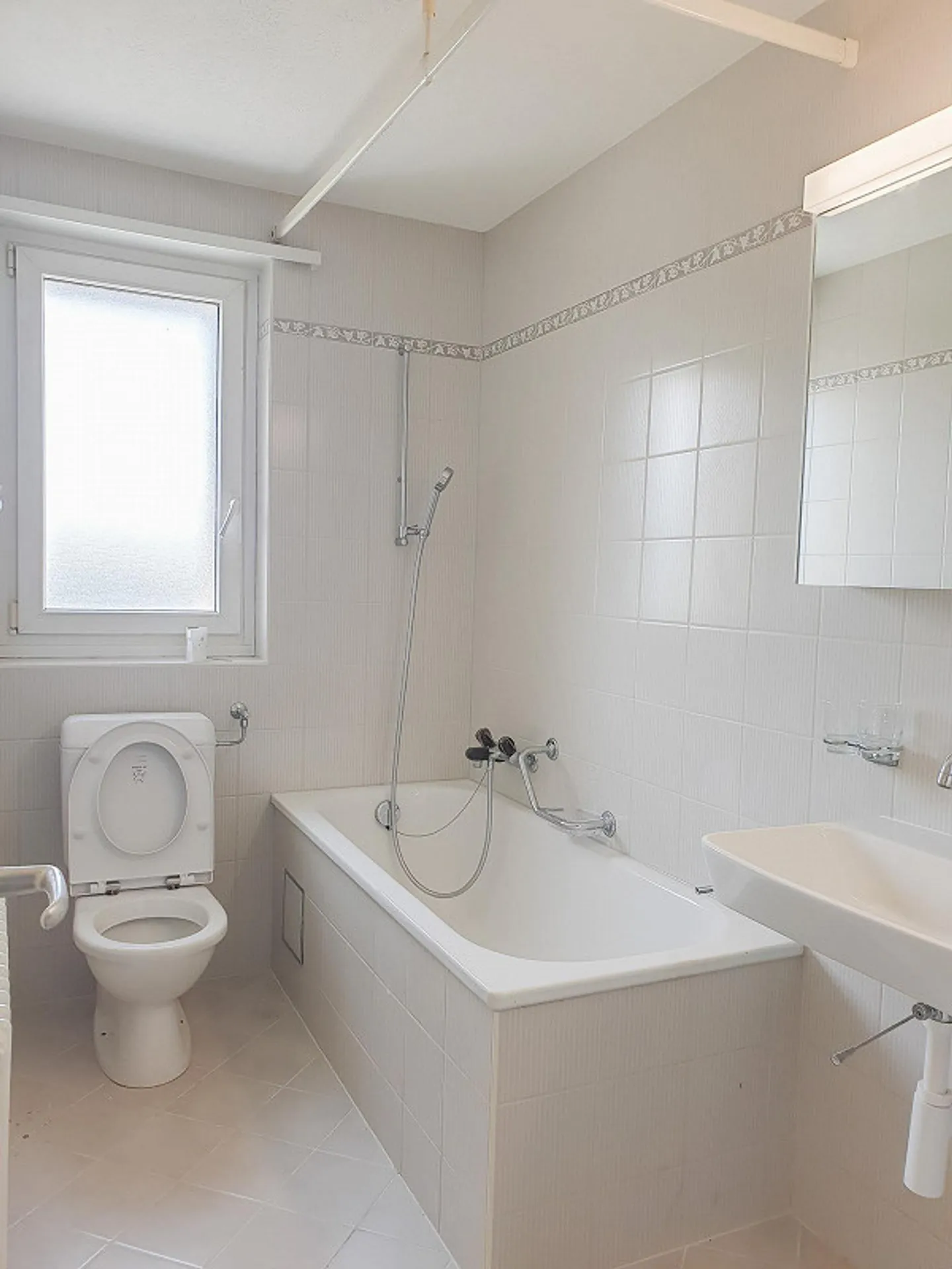 Appartamento di 4 stanze, piano rialzato - Foto 7 di 10