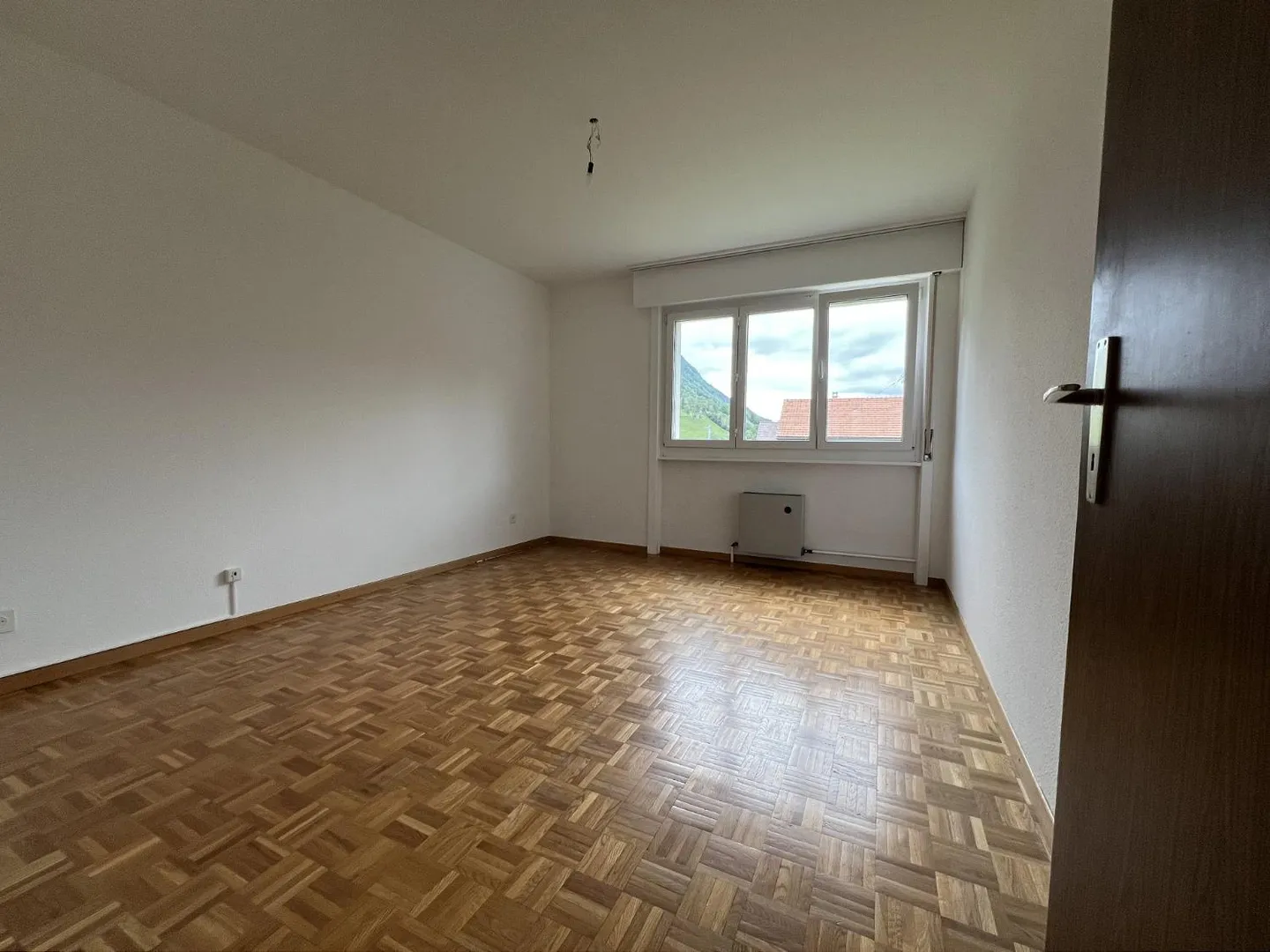 01127 - Appartement 3½ pièces - RTE VANILS 52 - NEIRIVUE - Photo 4 sur 10
