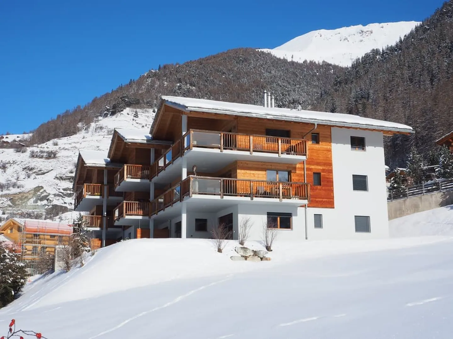 Magnifique appartement 3,5 pièces - balcon-terrasse-loggia - Evolène - 112 m2 - Photo 3 sur 11