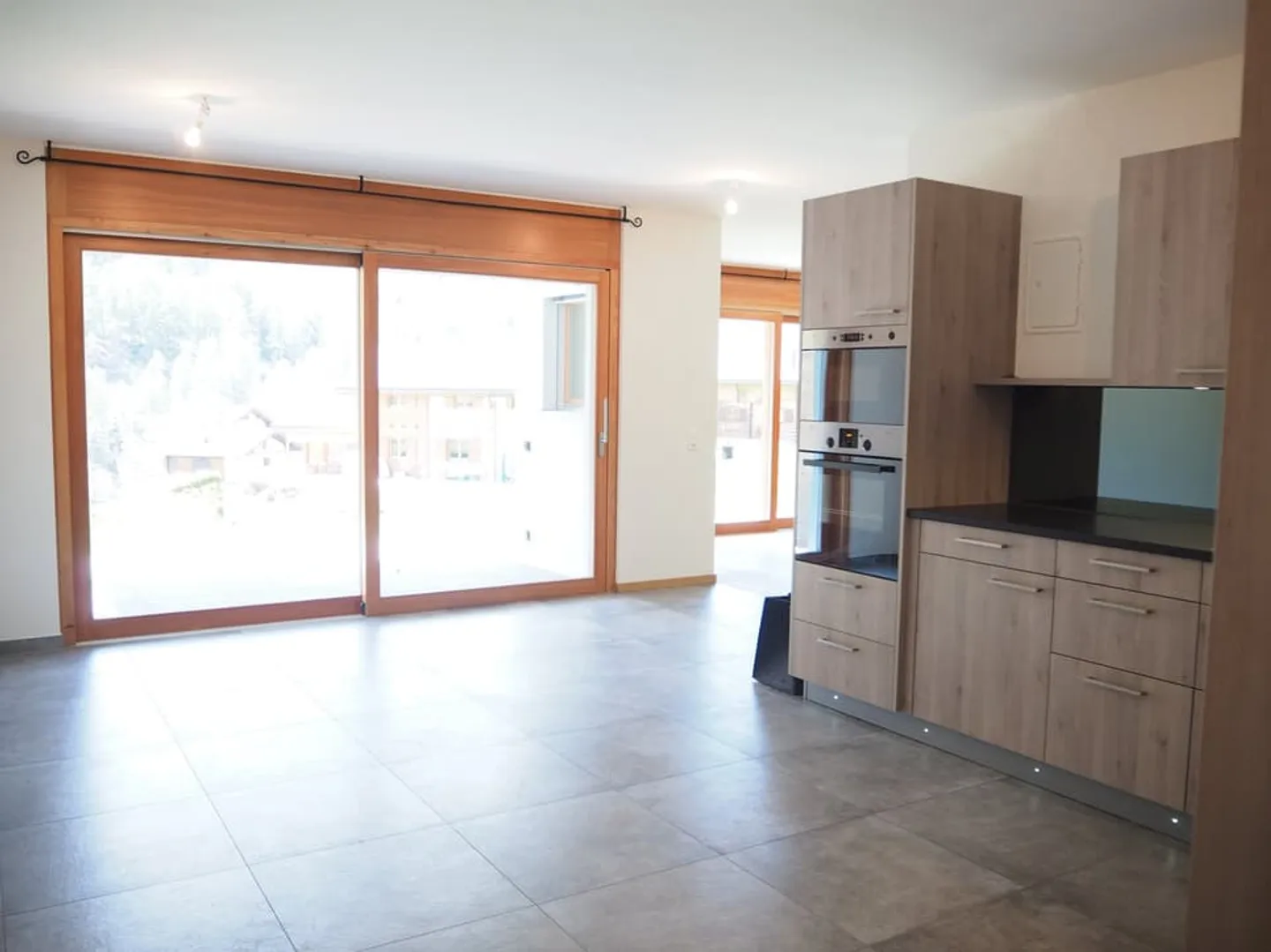 Magnifique appartement 3,5 pièces - balcon-terrasse-loggia - Evolène - 112 m2 - Photo 5 sur 11