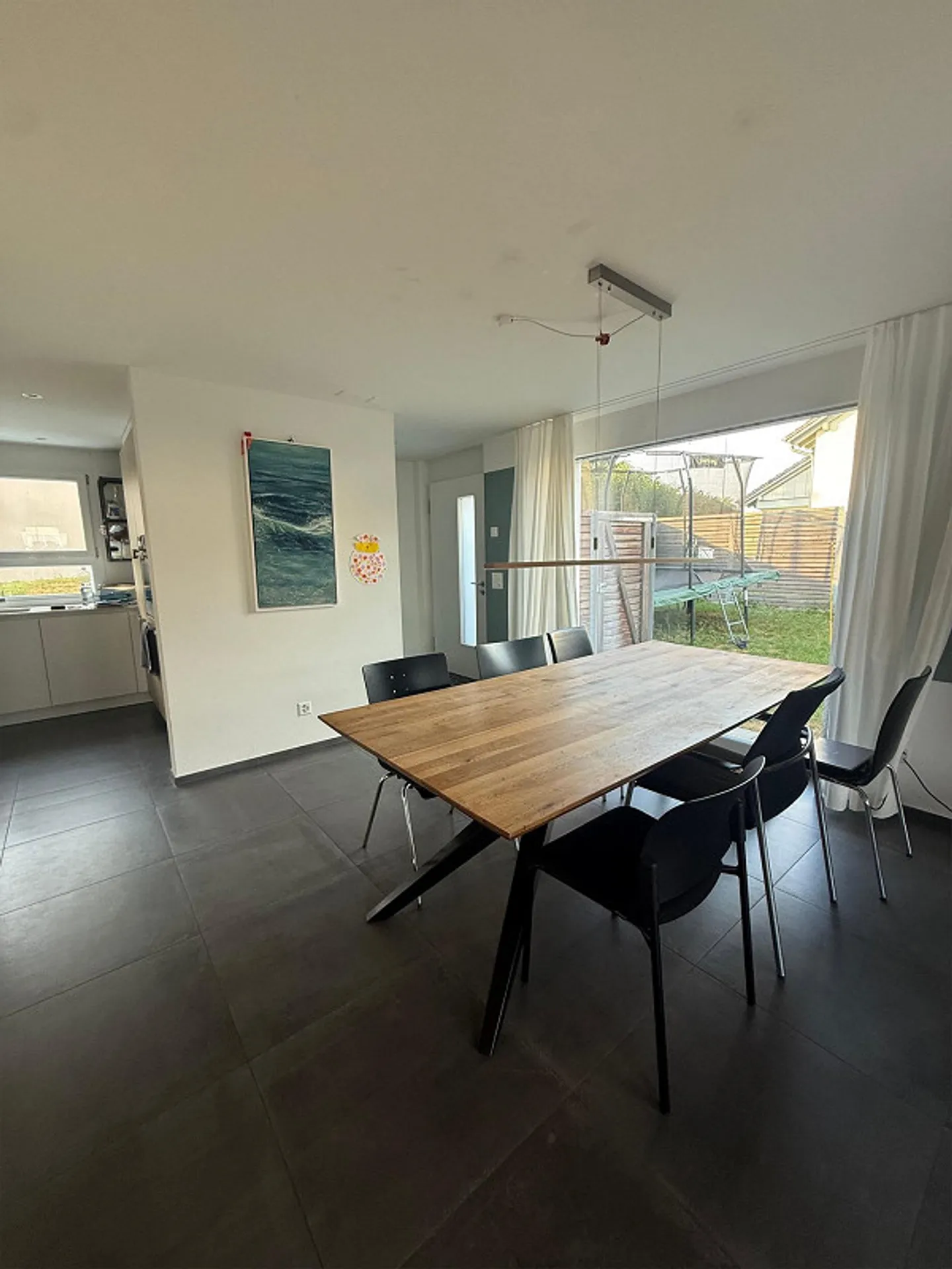 Modernes Familienhaus mit Garten - Foto 10 von 13