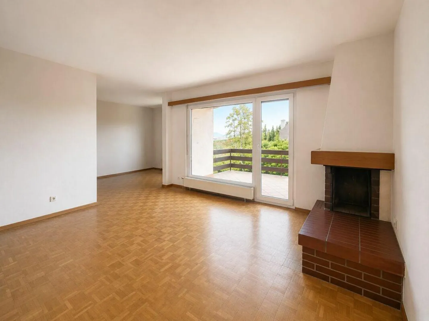 Charmantes freistehendes Haus mit Garten - Foto 5 von 15