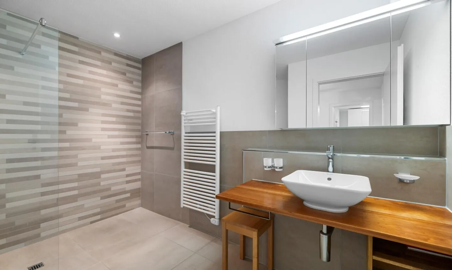 Charming Apartment with Garden - Photo 12 of 13