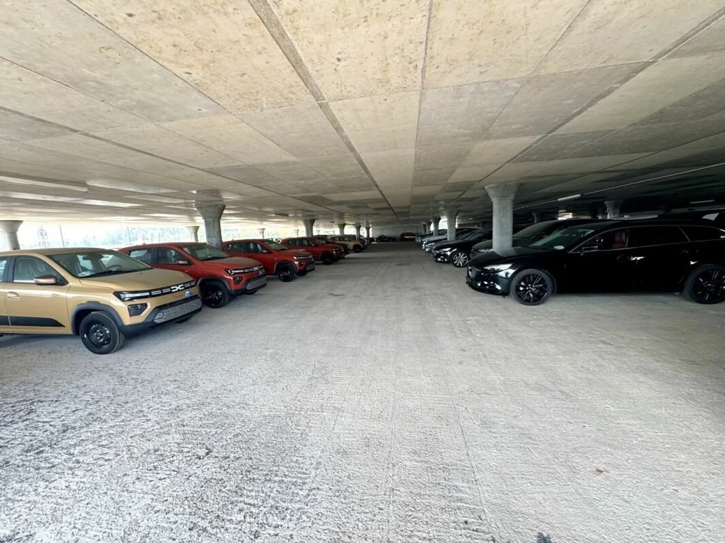 Viel Fläche, viele Möglichkeiten - Ihr neuer Standort wartet! - Foto 7 von 9