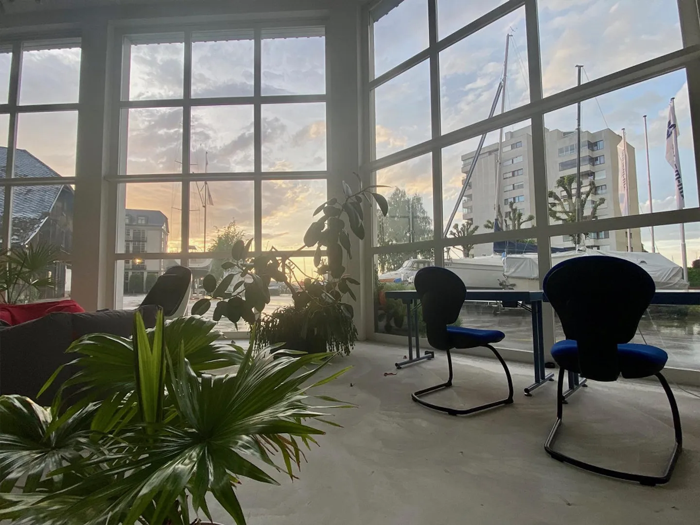 Ufficio privato (1-4 postazioni di lavoro) in coworking space - Foto 17 di 19