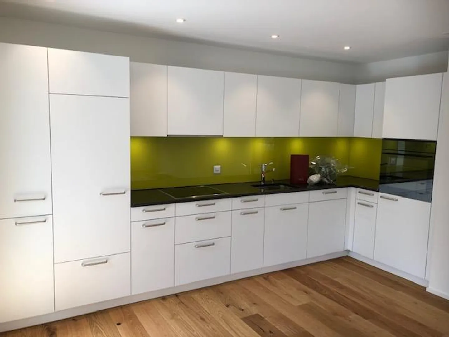 Modern 2.5 room apartment in the village center - with beautiful seating area - Photo 5 of 7