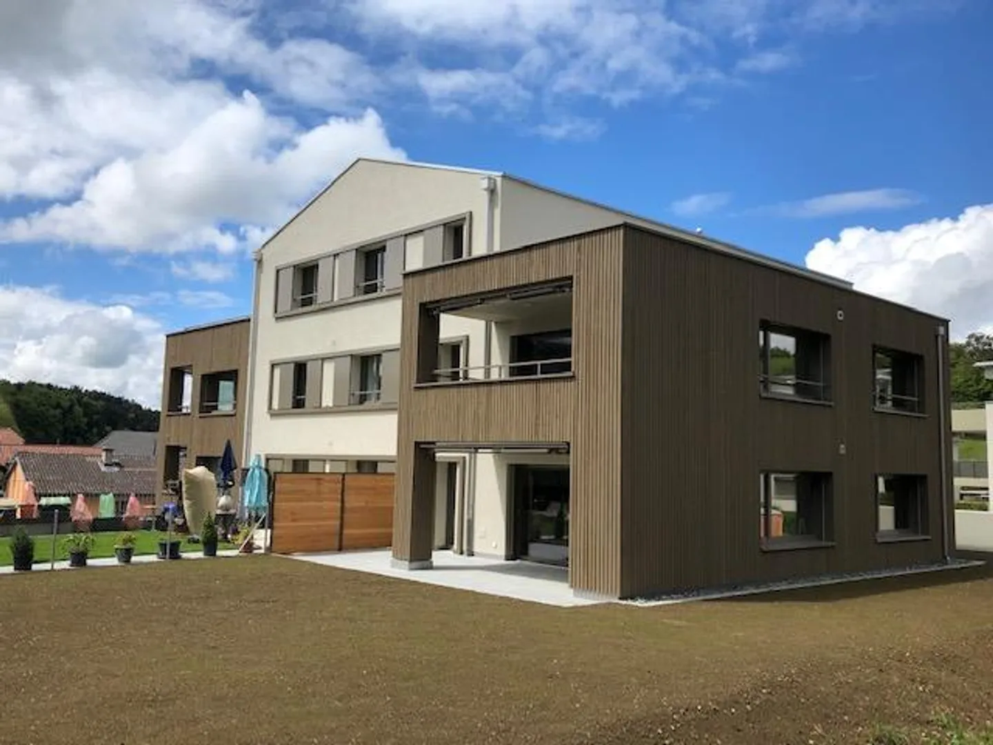 Modern 2.5 room apartment in the village center - with beautiful seating area - Photo 6 of 7