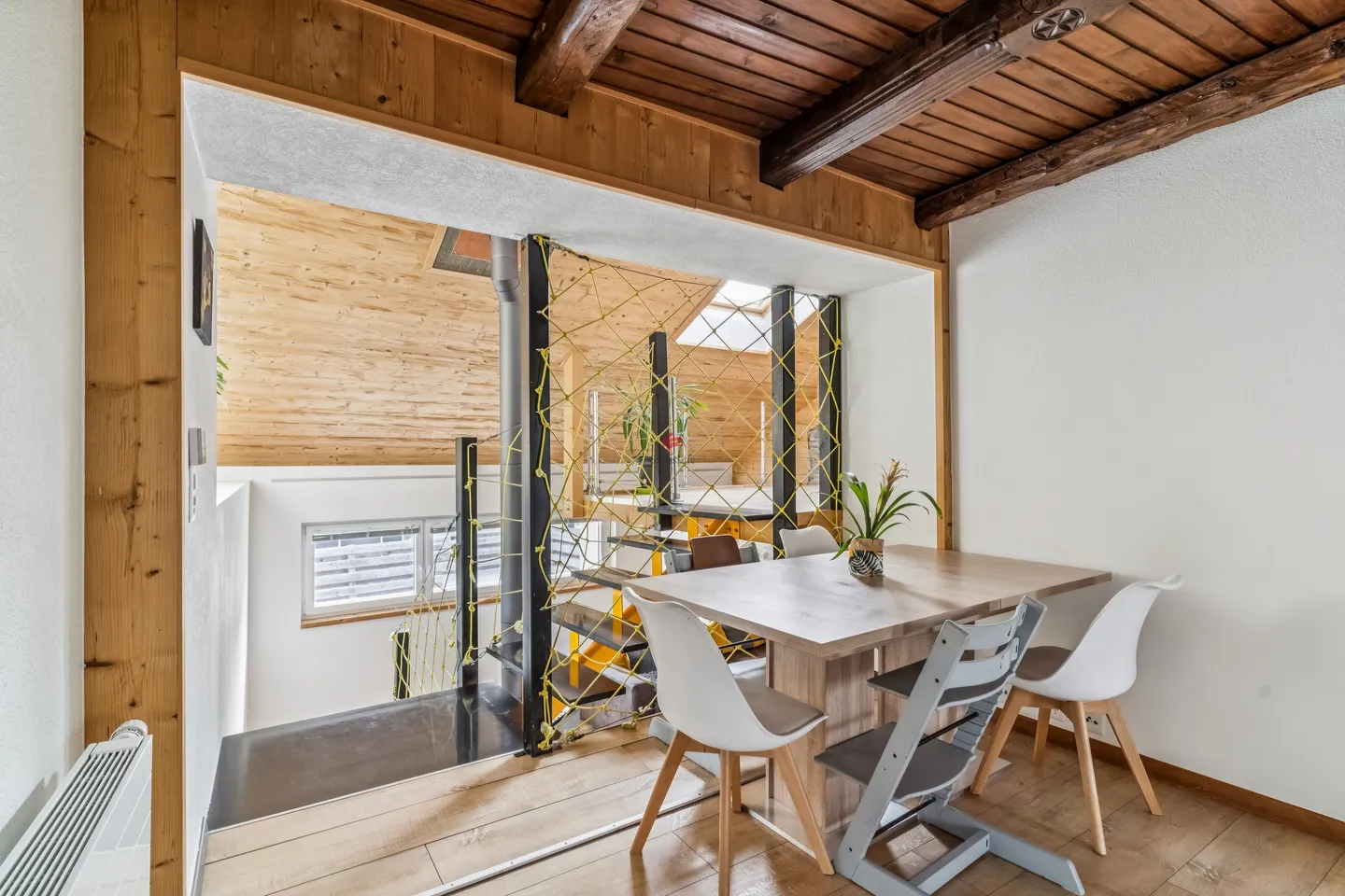 Renovated 4.5 Room House - Brightness and Modern Comfort - Photo 8 of 11