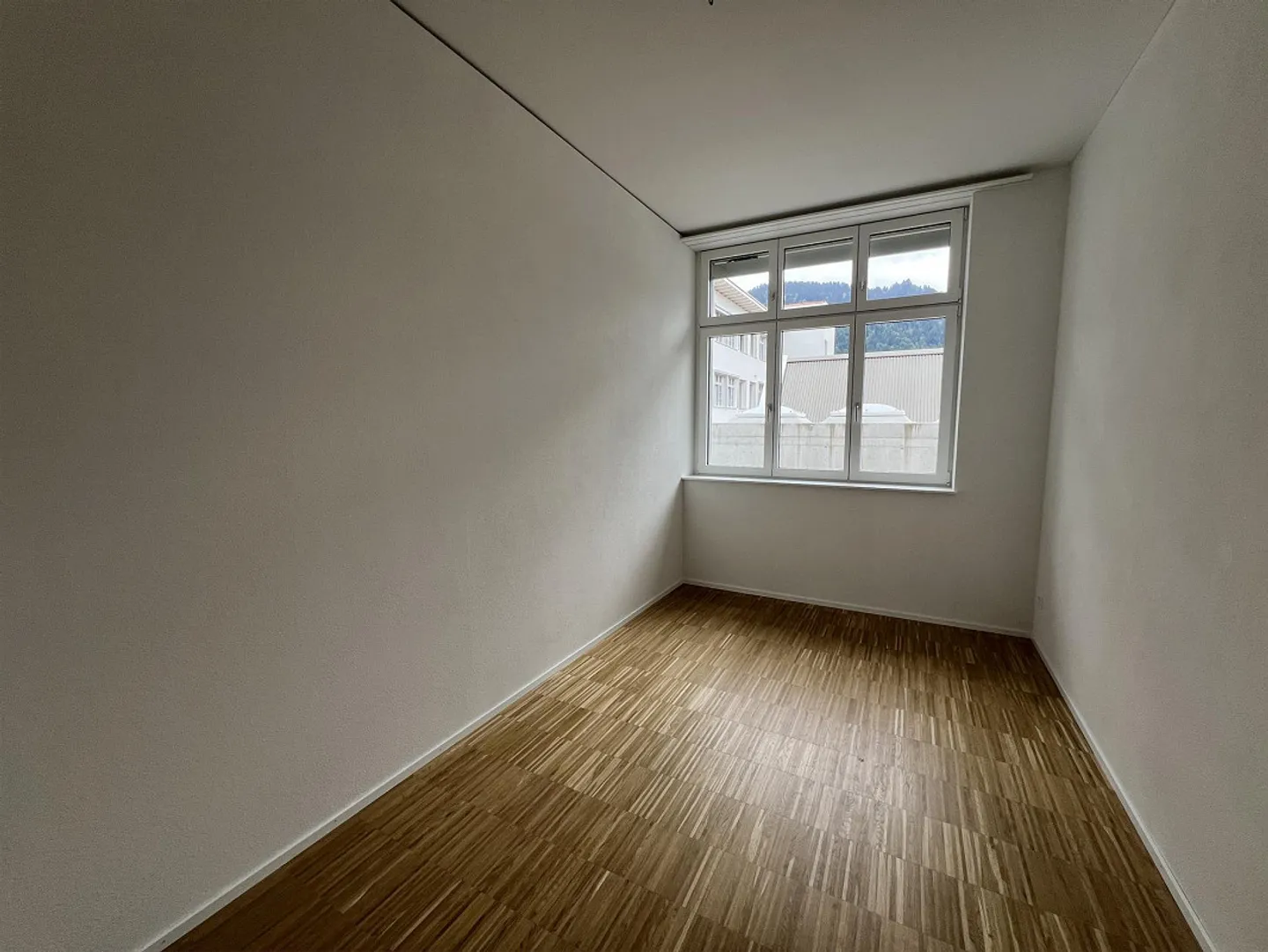 Modern, bright and spacious – 4.5-room apartment in new building - Photo 5 of 9