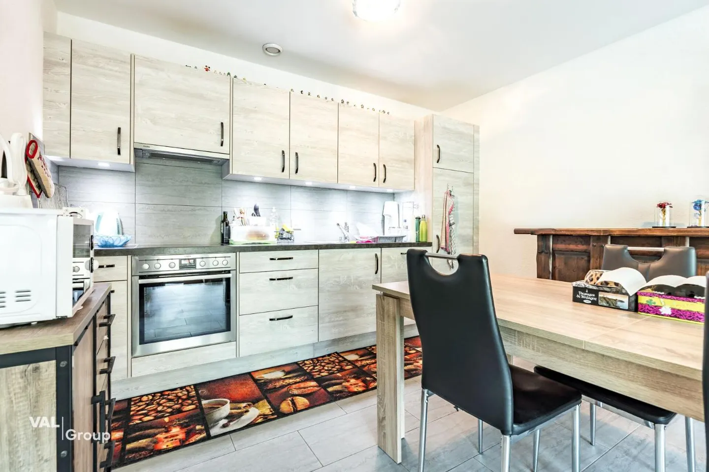 Helles 2.5-Zimmer-Wohnung mit geräumiger Loggia in bevorzugter Umgebung - Foto 4 di 10
