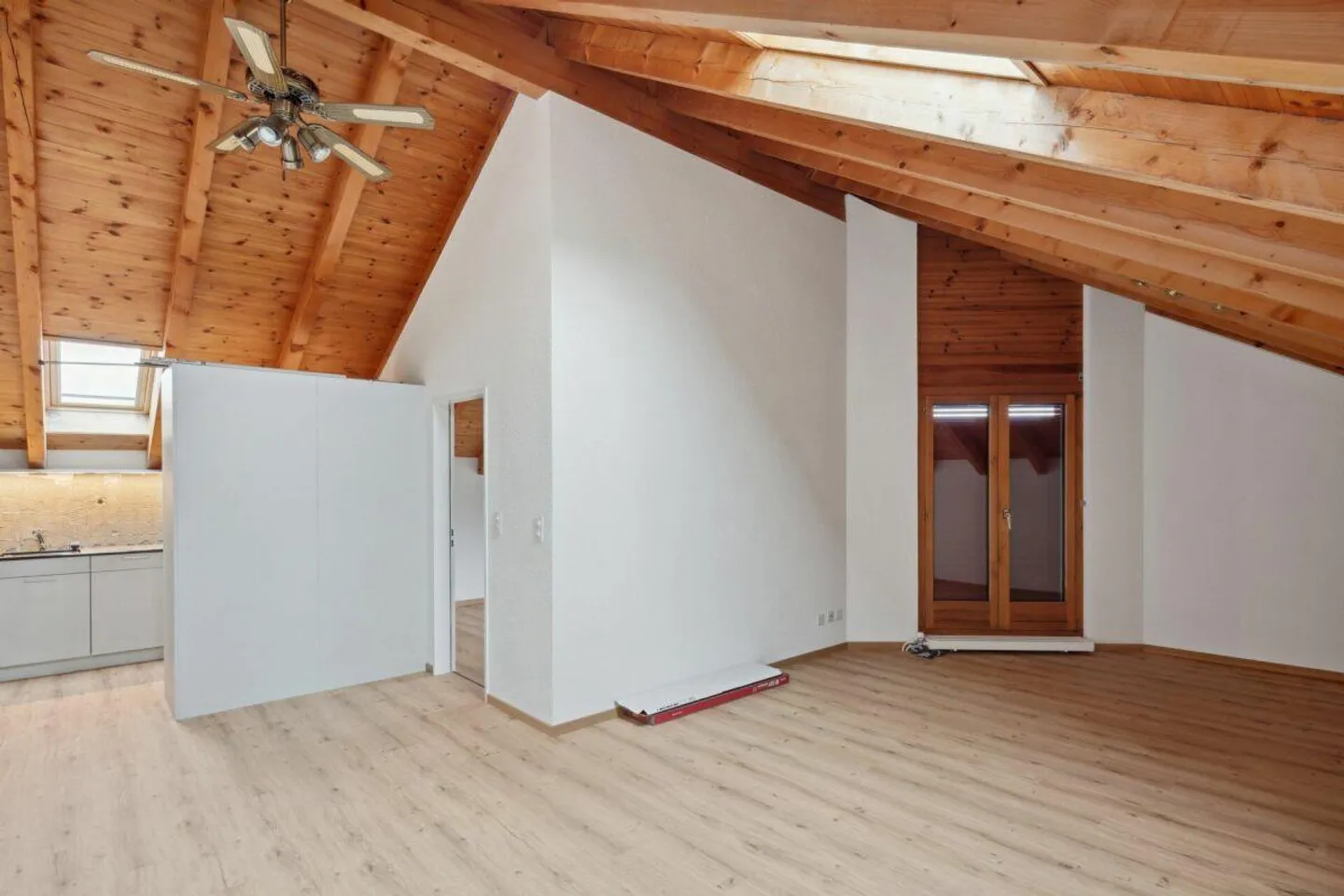 Charmante Dachwohnung in Grabs - Foto 5 von 9