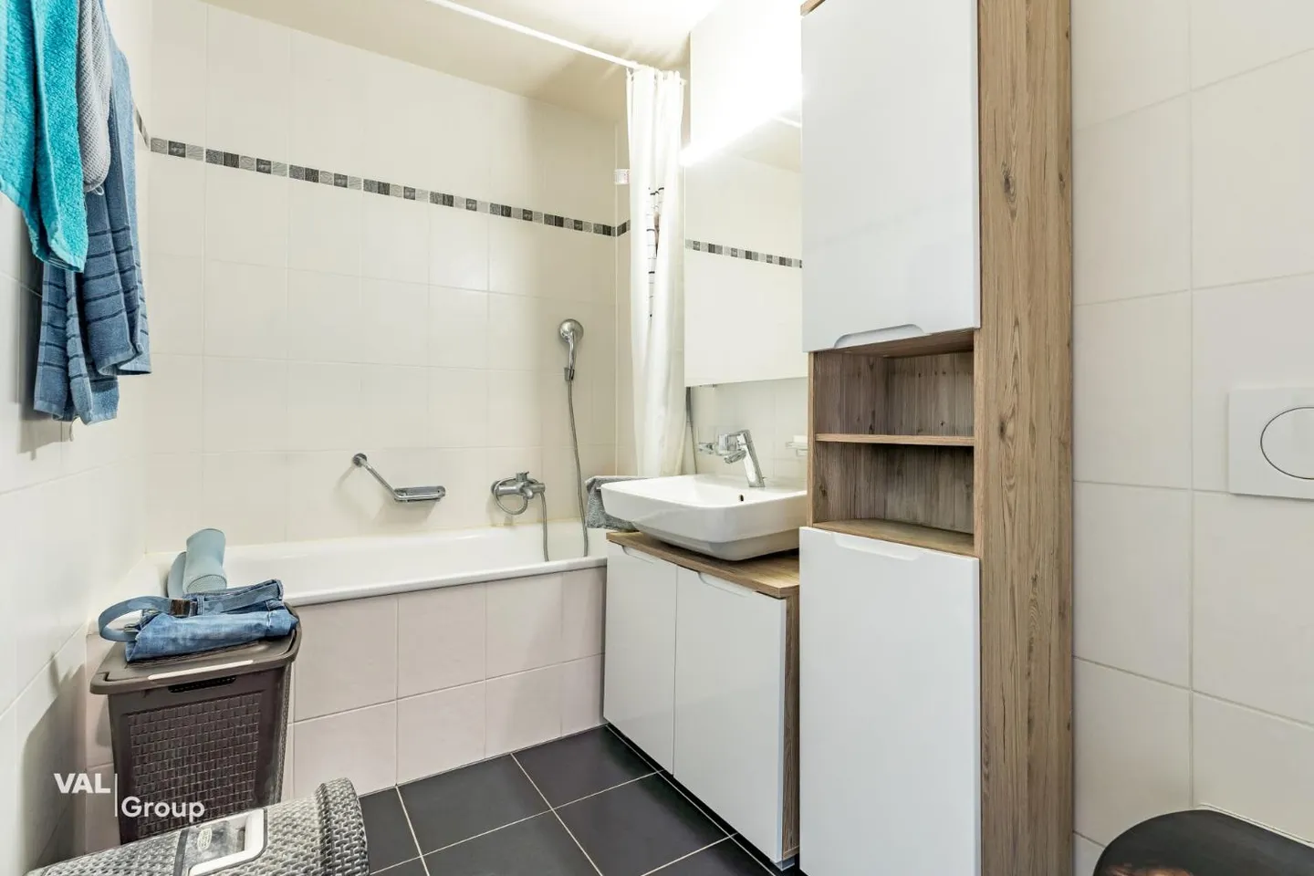 Helles 2.5-Zimmer-Wohnung mit geräumiger Loggia in bevorzugter Umgebung - Foto 5 di 10