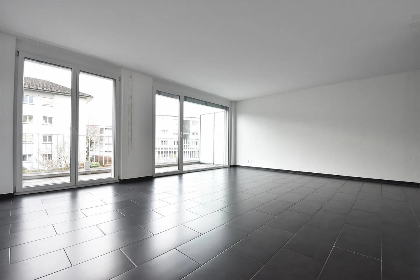 Einzigartige 4.5-Zimmer-Maisonettwohnung im Eigentumsstandart - Foto 5 von 13