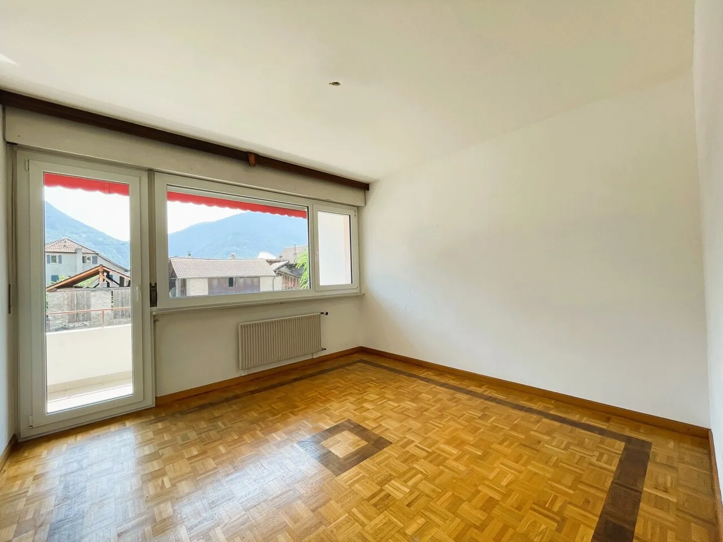4 Pezzi Balconi - Foto 6 di 8